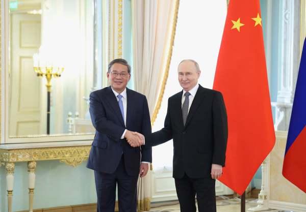 李强会见俄罗斯总统普京(新华网).jpg